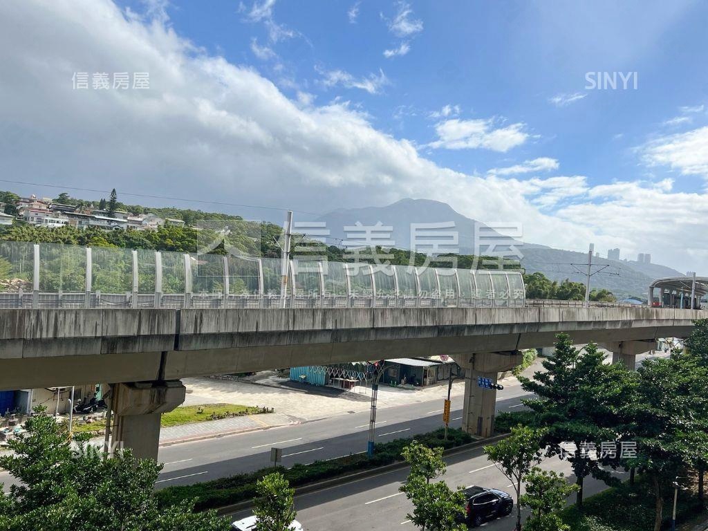 輕時代山景三房車位房屋室內格局與周邊環境