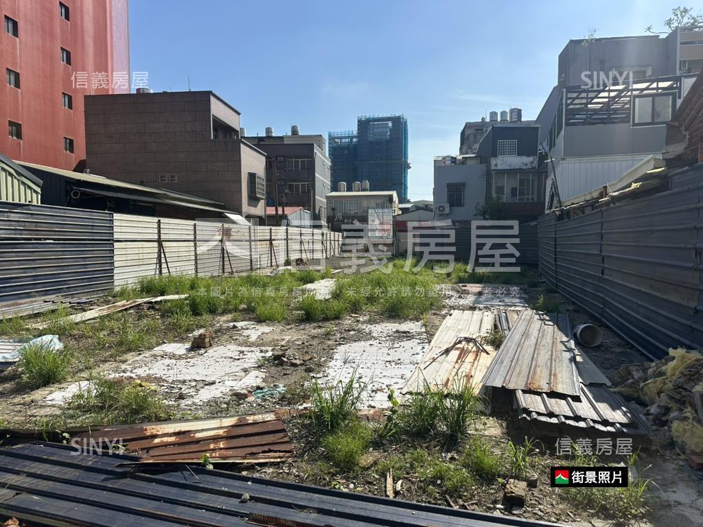 新化中正路約３０２坪土地房屋室內格局與周邊環境