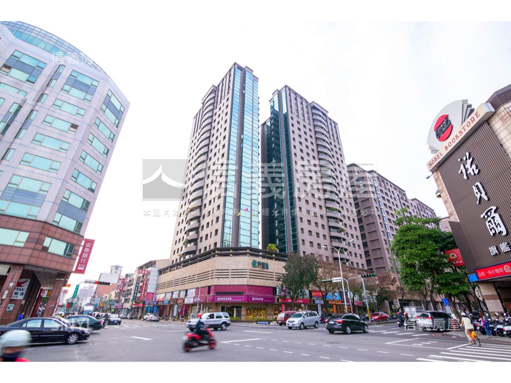 鄉林麗池大戶樓中樓讚房屋室內格局與周邊環境