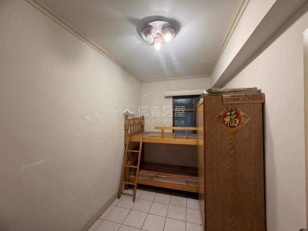 近環球積穗華廈房屋室內格局與周邊環境