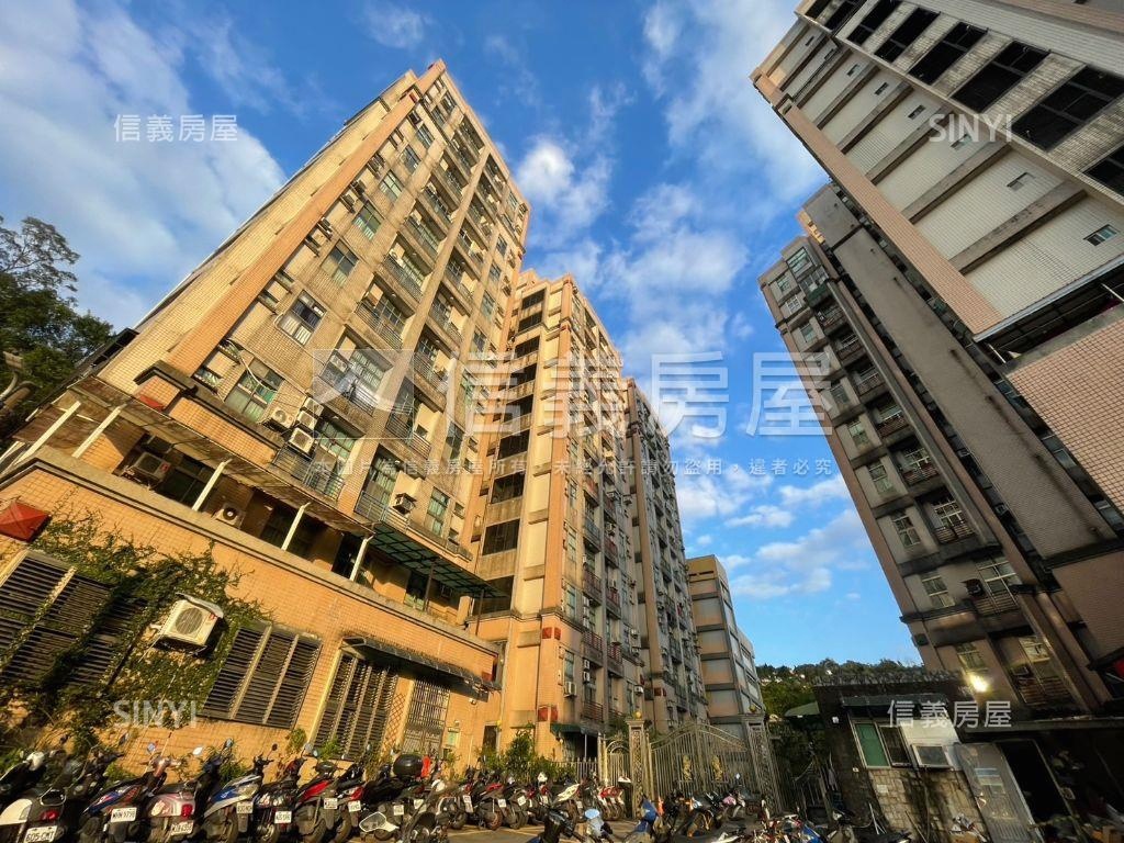 基隆羅傑摩爾房屋室內格局與周邊環境