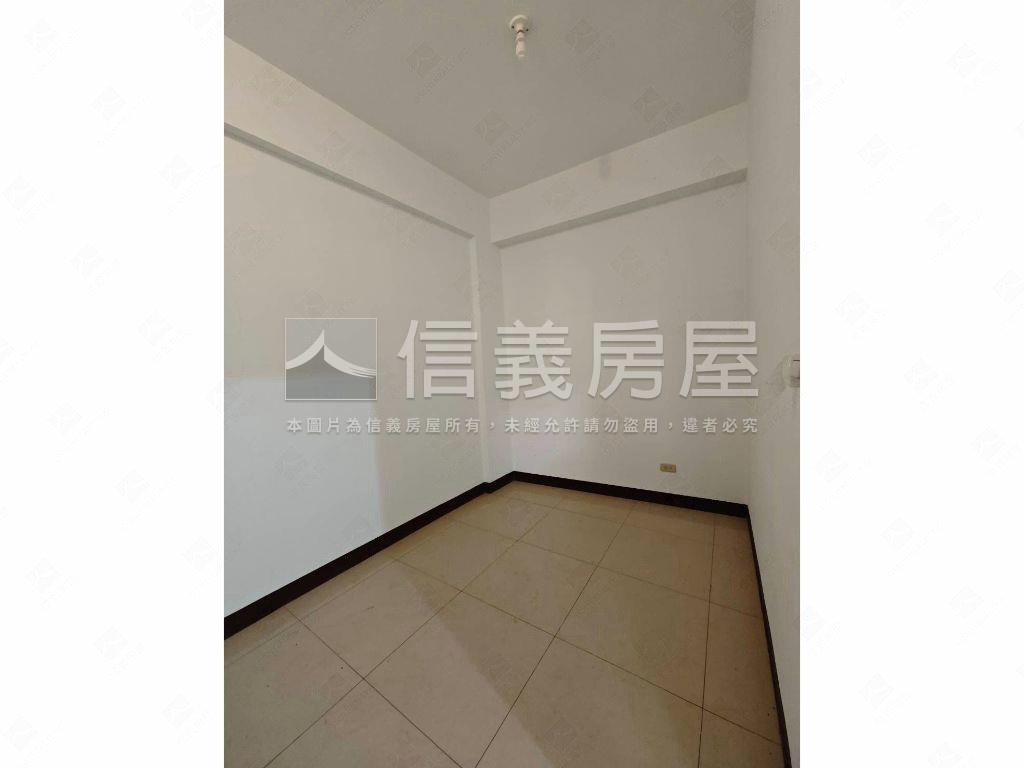 中興商圈武漢路明亮店住房屋室內格局與周邊環境