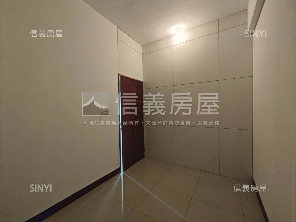 中興商圈武漢路明亮店住房屋室內格局與周邊環境