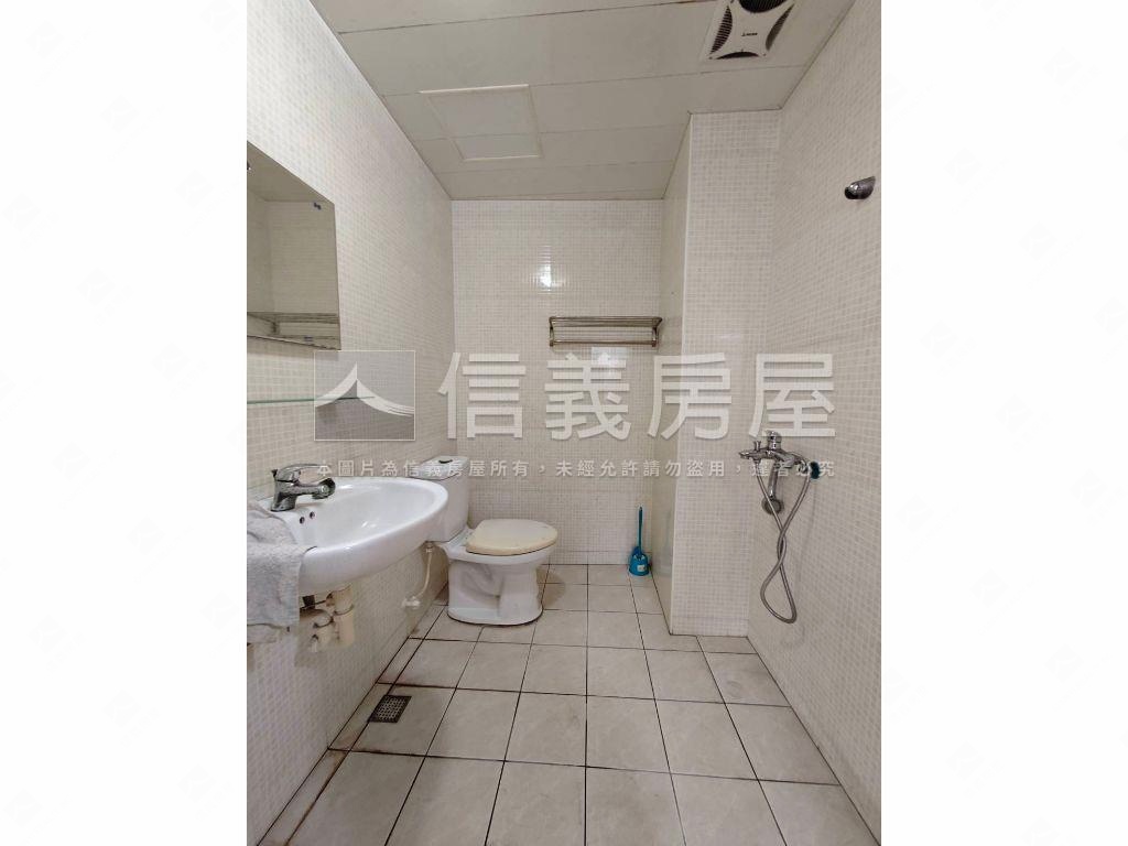 中興商圈武漢路明亮店住房屋室內格局與周邊環境