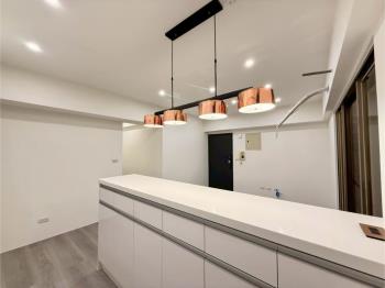 靜巷鴻禧美妝２房