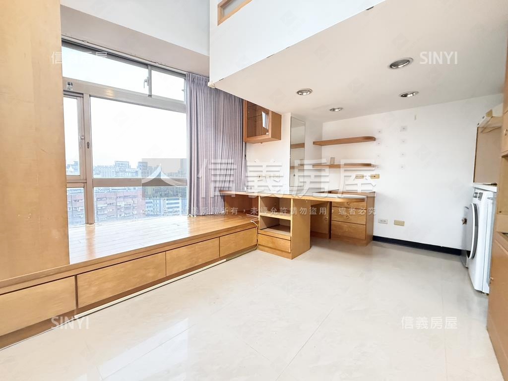 專任小室高樓樹海低總美居房屋室內格局與周邊環境