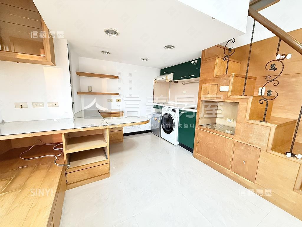 專任小室高樓樹海低總美居房屋室內格局與周邊環境