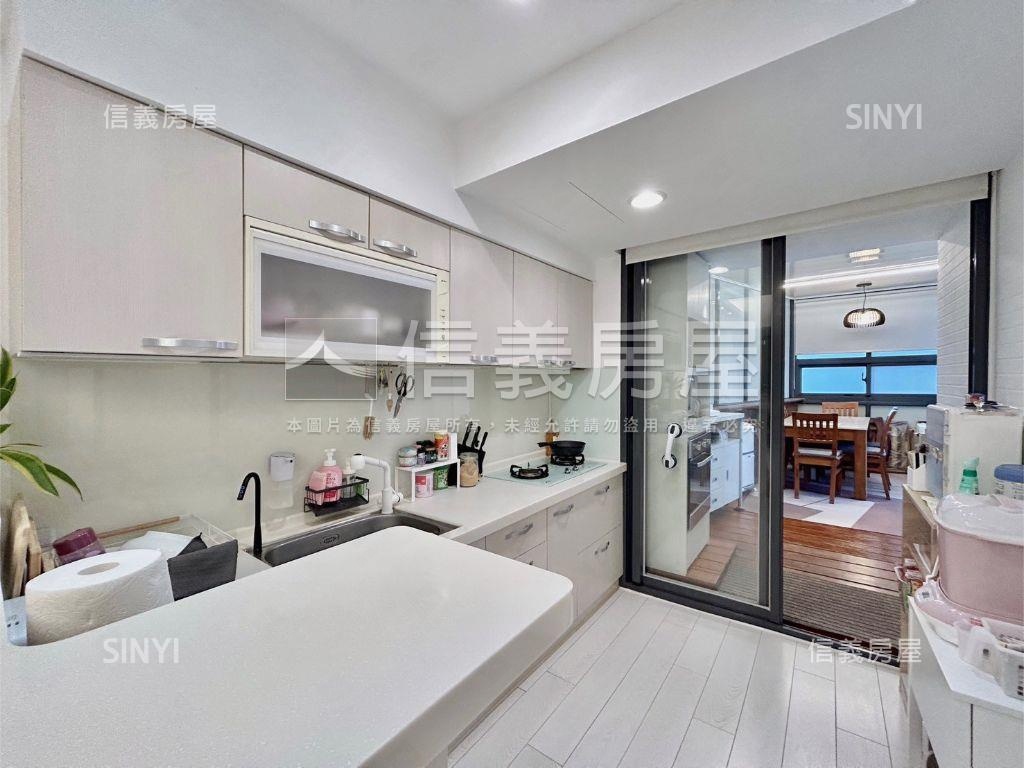 碧友富貴美美露臺戶房屋室內格局與周邊環境