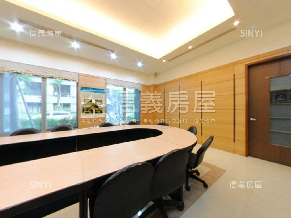 上荷紀綠景兩房房屋室內格局與周邊環境