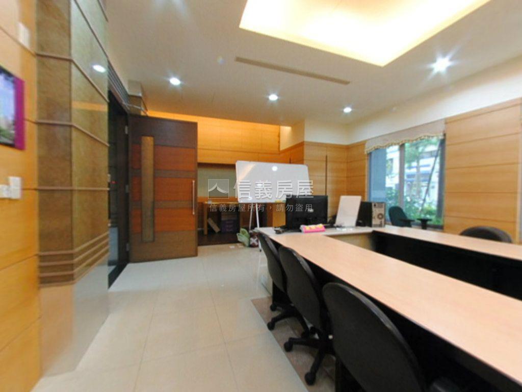 上荷紀邊間綠景兩房房屋室內格局與周邊環境