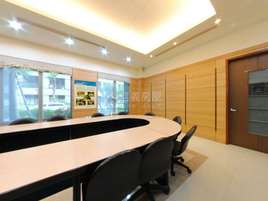 上荷紀邊間綠景兩房房屋室內格局與周邊環境