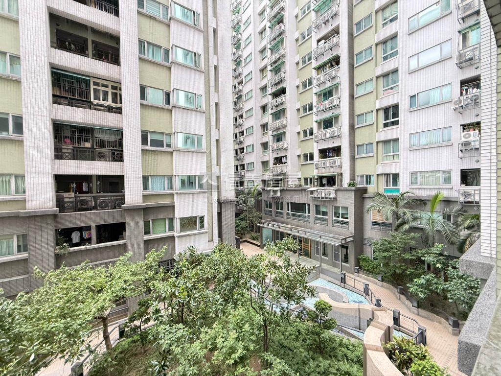 上荷紀邊間綠景兩房房屋室內格局與周邊環境