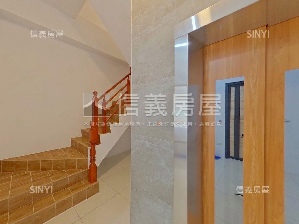 近１４期機捷全新透套房屋室內格局與周邊環境