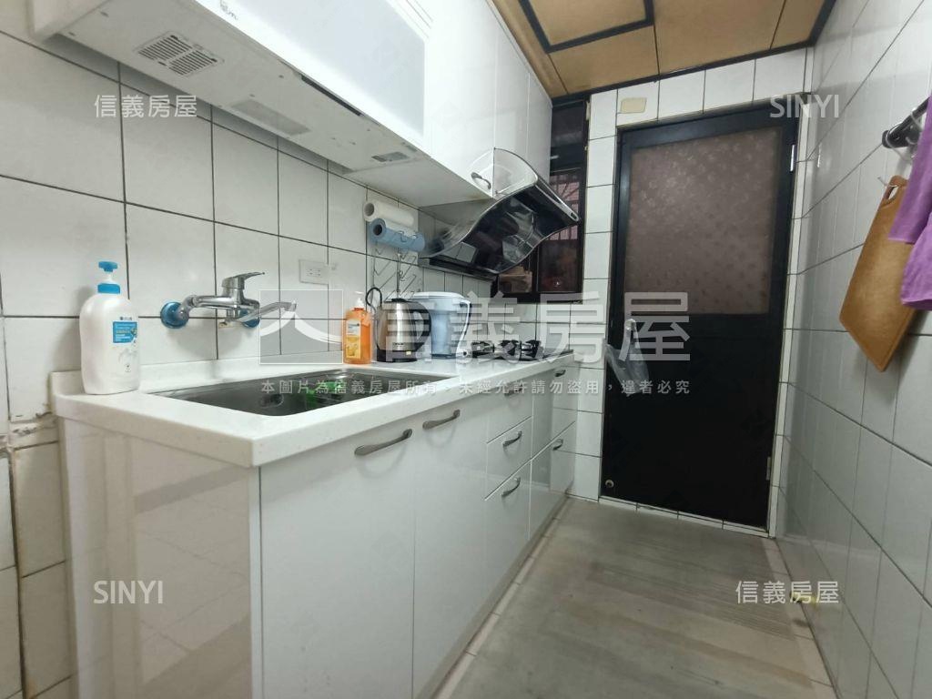 大慶蓮莊三房車位房屋室內格局與周邊環境