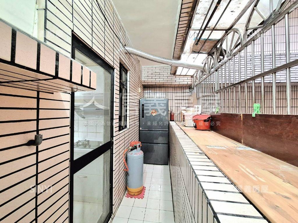 大慶蓮莊三房車位房屋室內格局與周邊環境