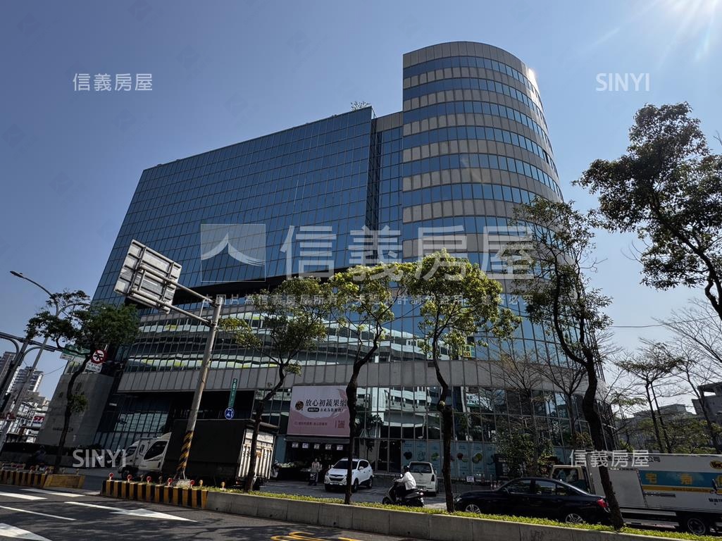 華隆經貿廣場店面房屋室內格局與周邊環境