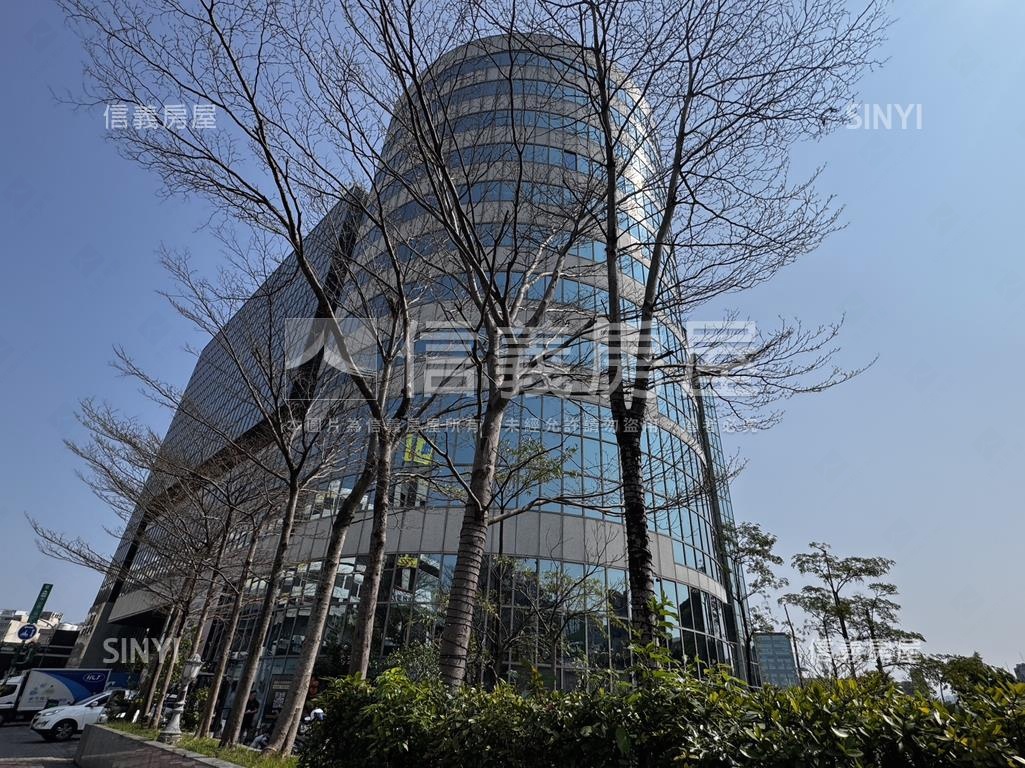 華隆經貿廣場店面房屋室內格局與周邊環境
