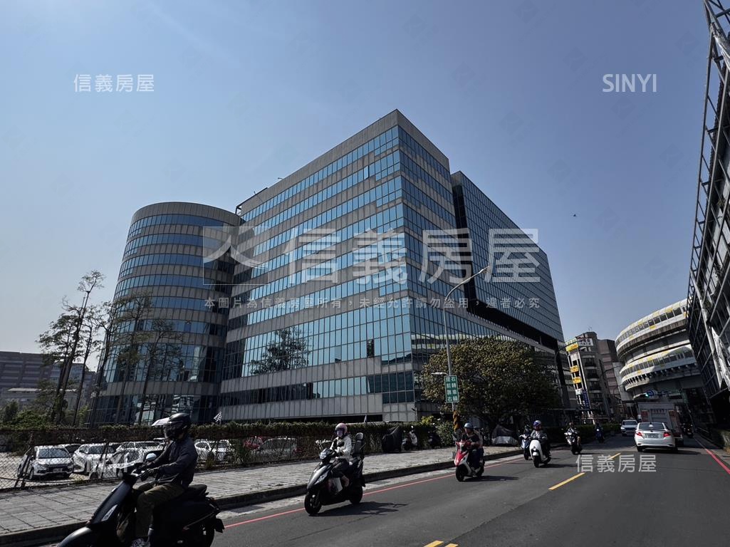 華隆經貿廣場店面房屋室內格局與周邊環境