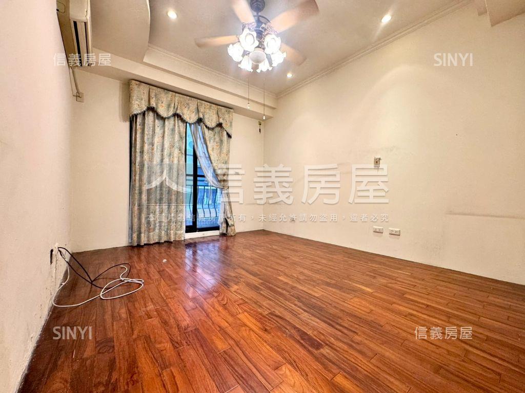 宜欣國小震後臨路別墅房屋室內格局與周邊環境