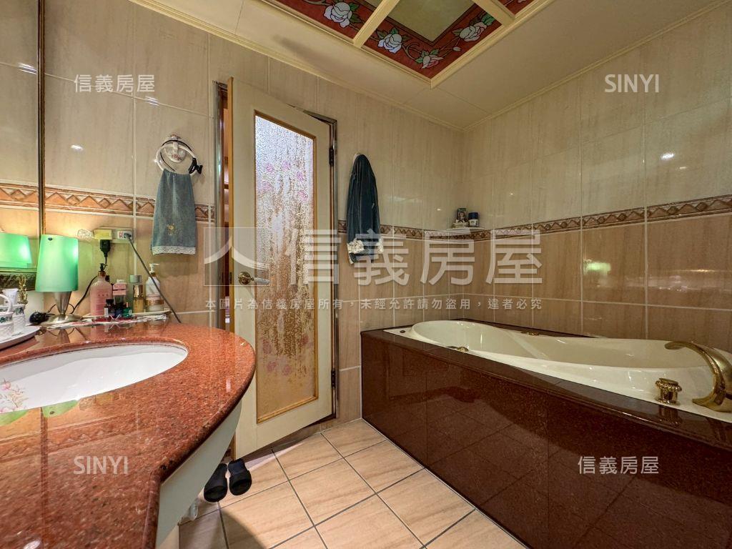 東山路美美透天房屋室內格局與周邊環境