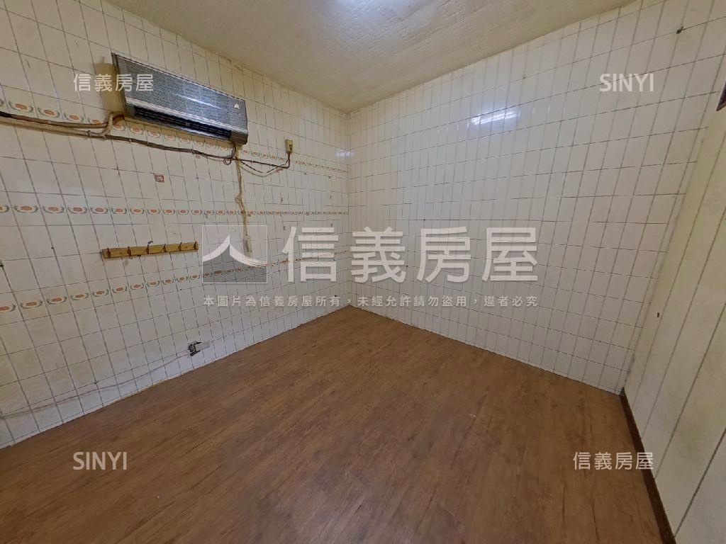 ★新接江子翠２樓低總公寓房屋室內格局與周邊環境