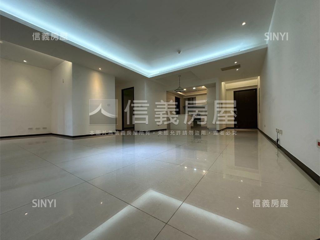 翫賞苑漂亮三房車位房屋室內格局與周邊環境