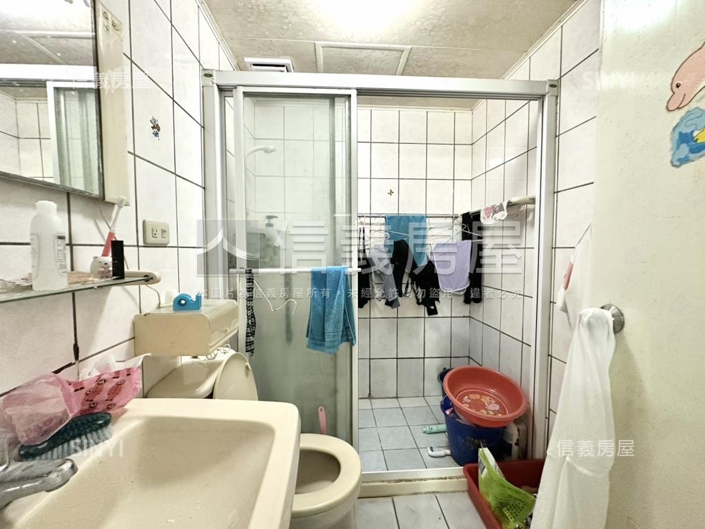 專任—稀有釋出陸光國宅房屋室內格局與周邊環境