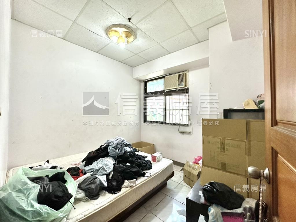 專任—稀有釋出陸光國宅房屋室內格局與周邊環境