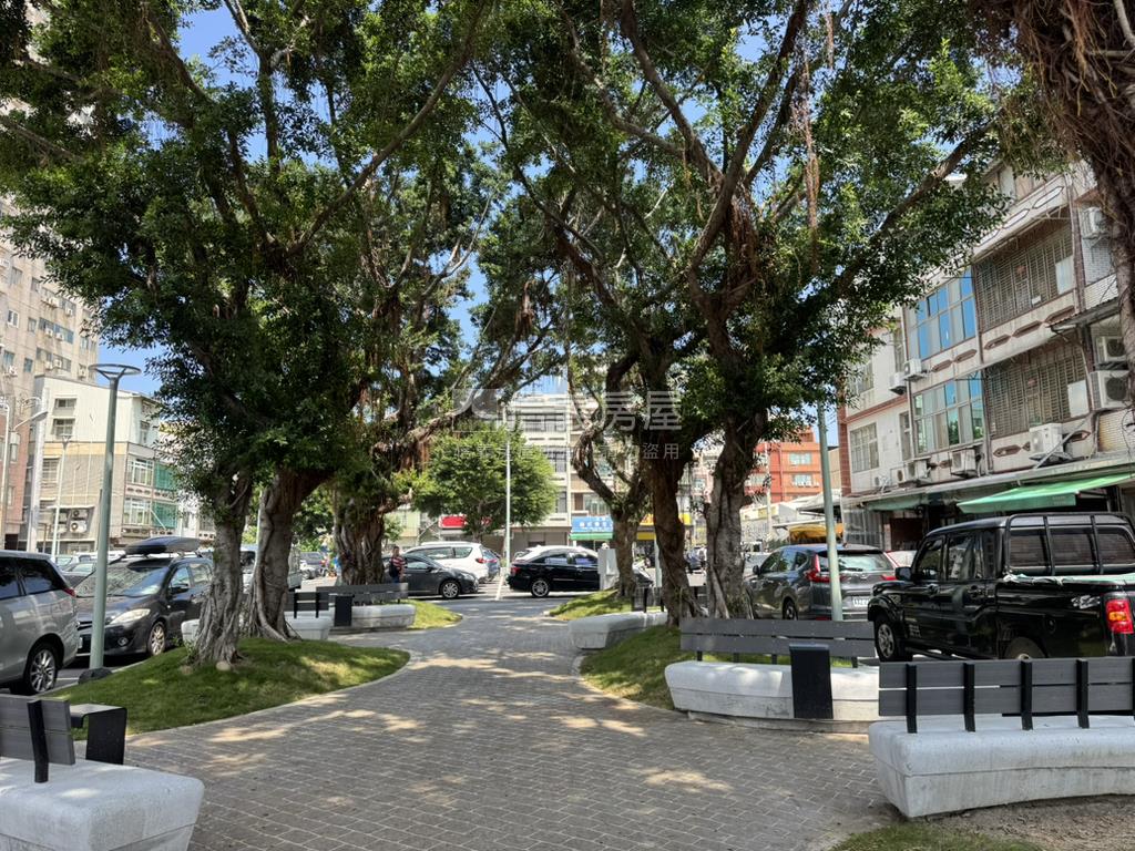 三民路臨路透店房屋室內格局與周邊環境