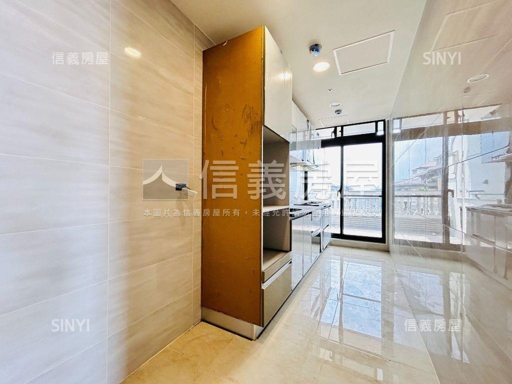江南大宅景觀戶房屋室內格局與周邊環境