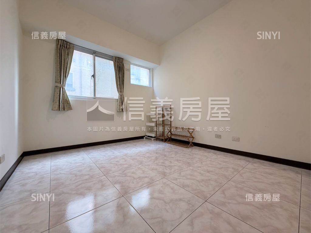 雙鐵金脈科學城美三房車位房屋室內格局與周邊環境