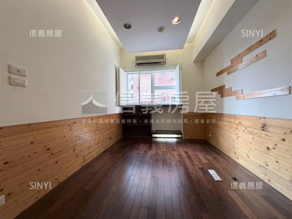 雙鐵金脈科學城美三房車位房屋室內格局與周邊環境