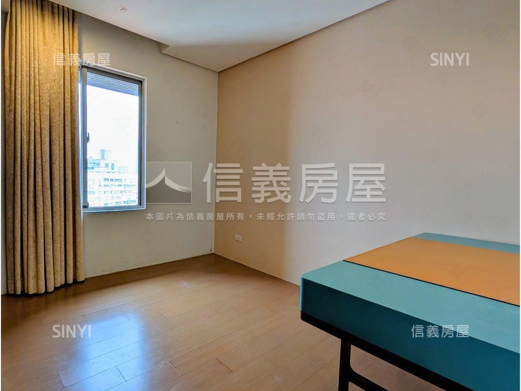 仰心１０１景觀露台戶房屋室內格局與周邊環境