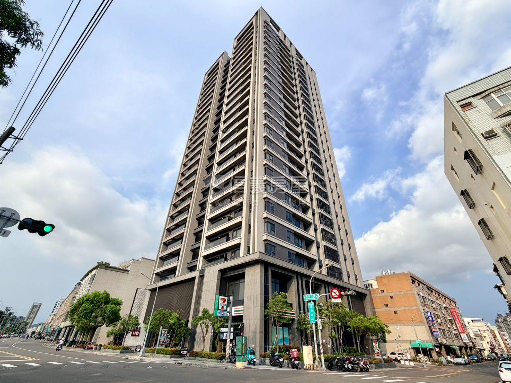 美術館旁３房平車景觀宅房屋室內格局與周邊環境