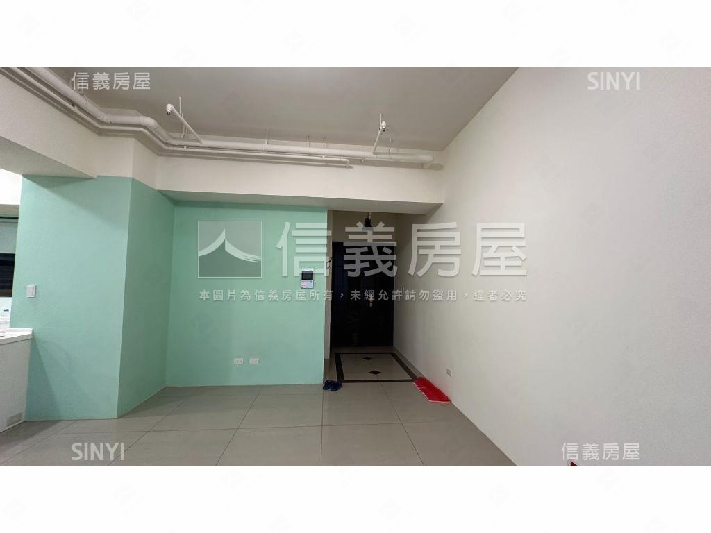 冠德鼎峰寬敞舒適三房車位房屋室內格局與周邊環境