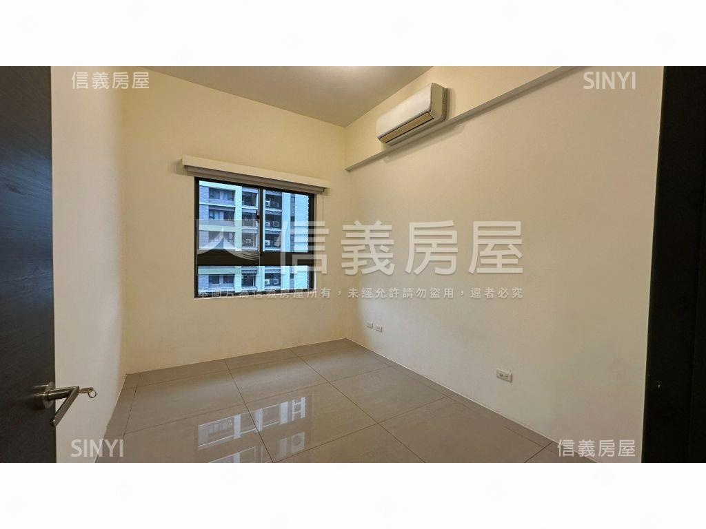 冠德鼎峰寬敞舒適三房車位房屋室內格局與周邊環境