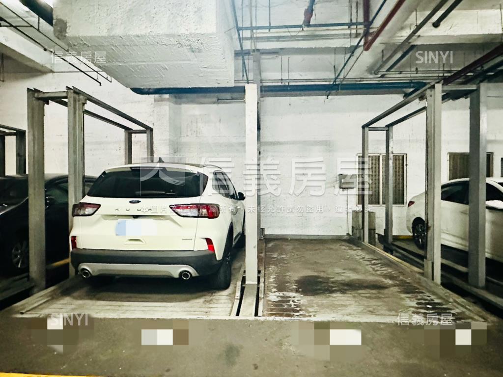 近中興德芳商圈三房附車位房屋室內格局與周邊環境