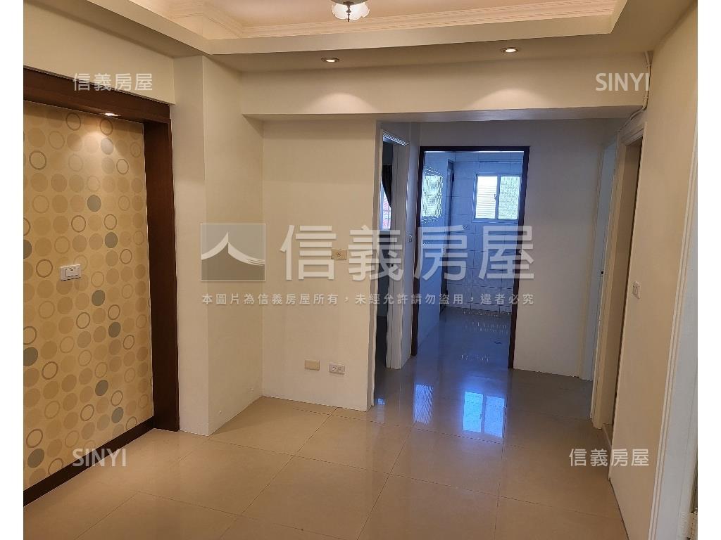 皇后大道三房有車位房屋室內格局與周邊環境