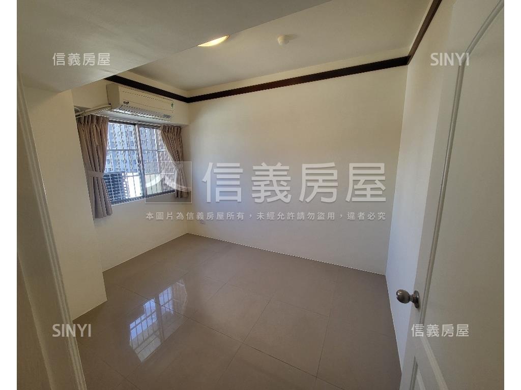 皇后大道三房有車位房屋室內格局與周邊環境