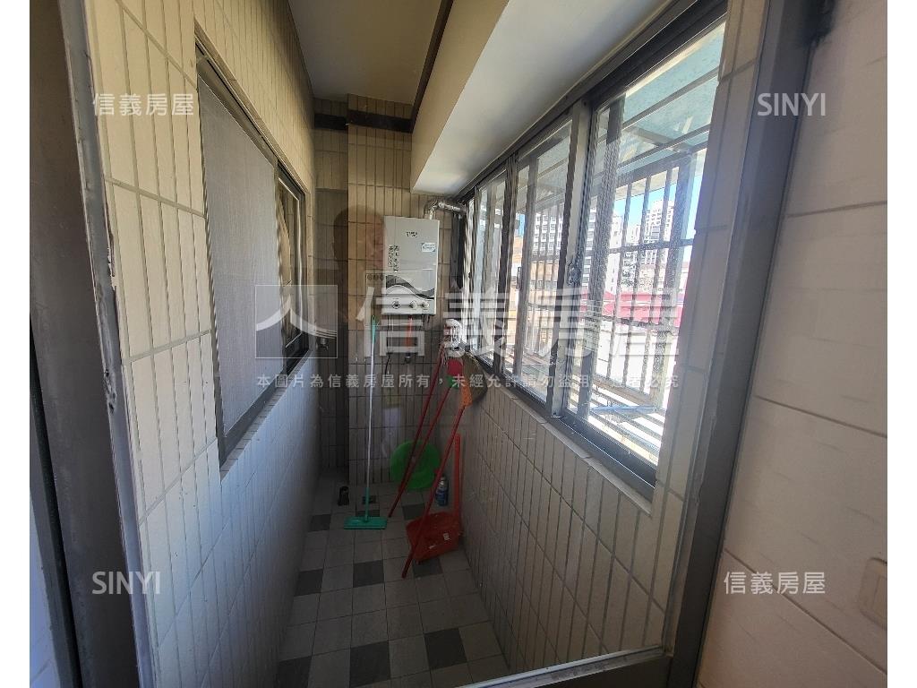 皇后大道三房有車位房屋室內格局與周邊環境