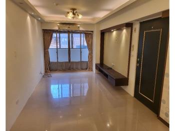 皇后大道三房有車位