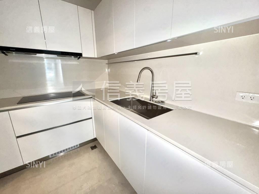 寶輝全新未住捷運三房美宅房屋室內格局與周邊環境