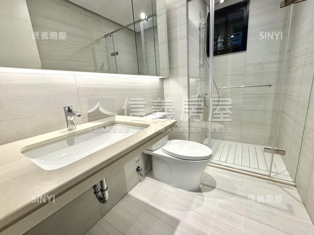 寶輝全新未住捷運三房美宅房屋室內格局與周邊環境