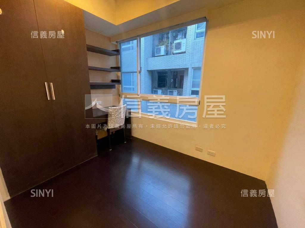 專任湯泉高樓大三房房屋室內格局與周邊環境