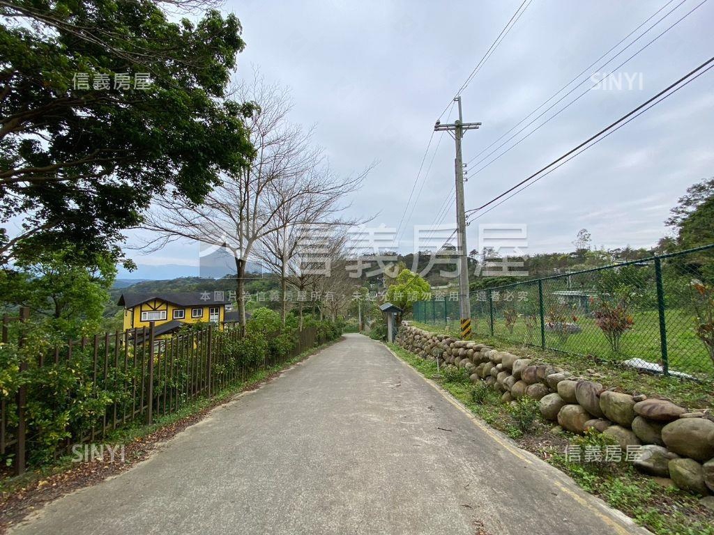 瑞士村景觀休閒農地房屋室內格局與周邊環境