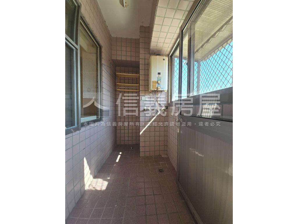 中清大第中高樓層三房！！房屋室內格局與周邊環境