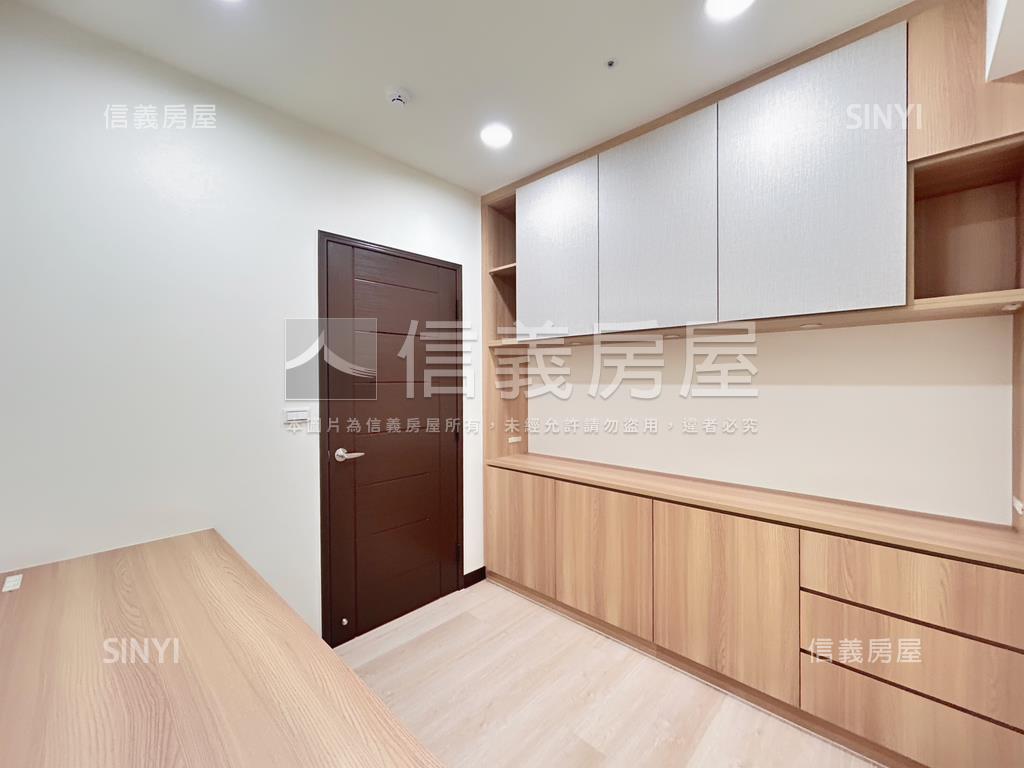 甲子園質感裝潢三房車位房屋室內格局與周邊環境