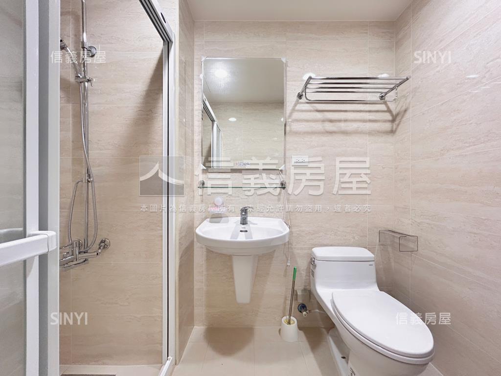 甲子園質感裝潢三房車位房屋室內格局與周邊環境