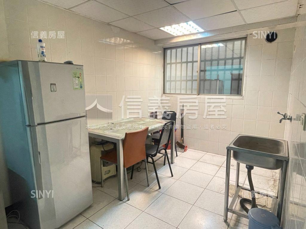 新光三越前好宅房屋室內格局與周邊環境