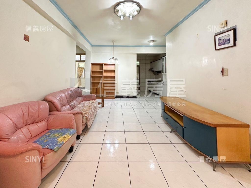 關渡低總價首購２樓房屋室內格局與周邊環境